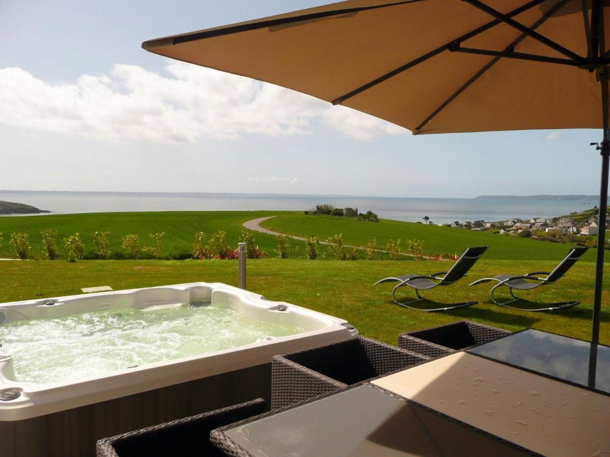 Panoramic Sea View And Jacuzzi, Premium, Telgruc-Sur-Mer Kültér fotó
